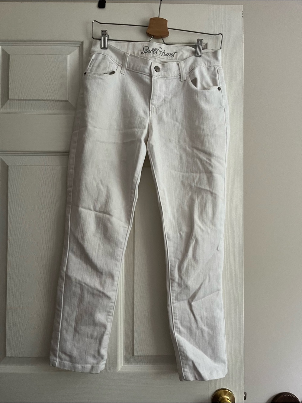 Women’s White Slim Jeans